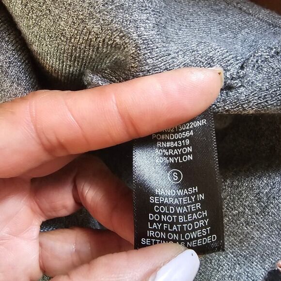 Devotion by Cyrus Gray Cardigan Size Small - Picture 4 of 5